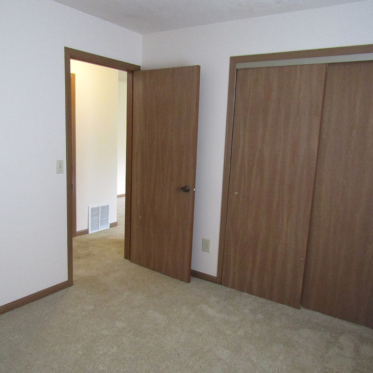 2nd bedroom with spacious closet